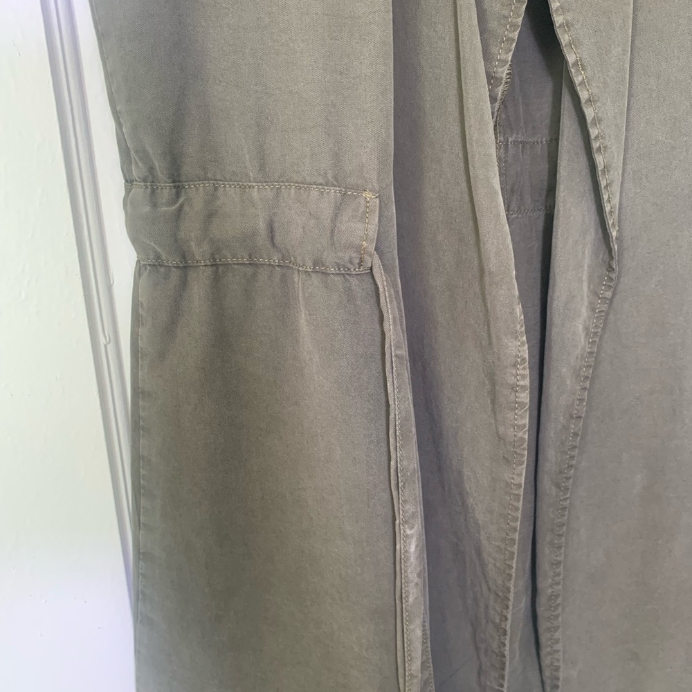 Green vest - Picture 5 of 6
